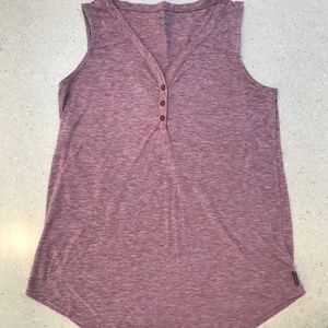 Eddie Bauer size xs, button front tank